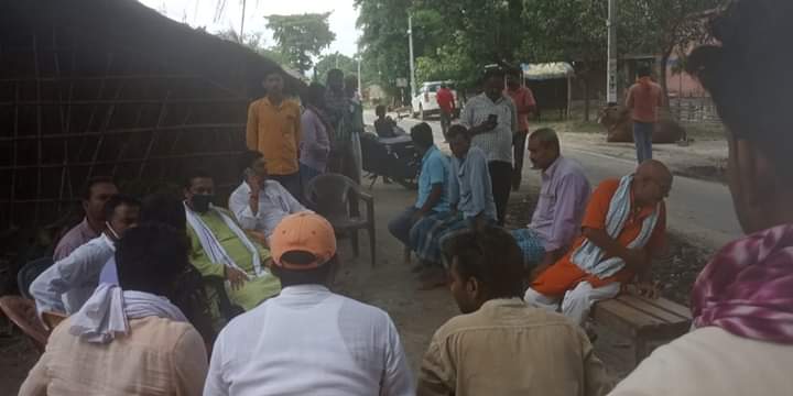sunilkushwahaMP's tweet photo. वाल्मीकिनगर लोकसभा क्षेत्र भ्रमण अंतर्गत आज रामनगर में जनसंपर्क कर जनता का आशिर्वाद लिया। https://t.co/PAE0JfK7qO