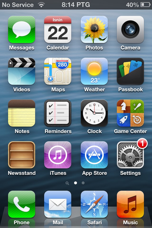 DatoRidz1's tweet photo. Skeuomorphism at its finest... #ios6 #iphone4s #classicios https://t.co/5j3cru7E4h
