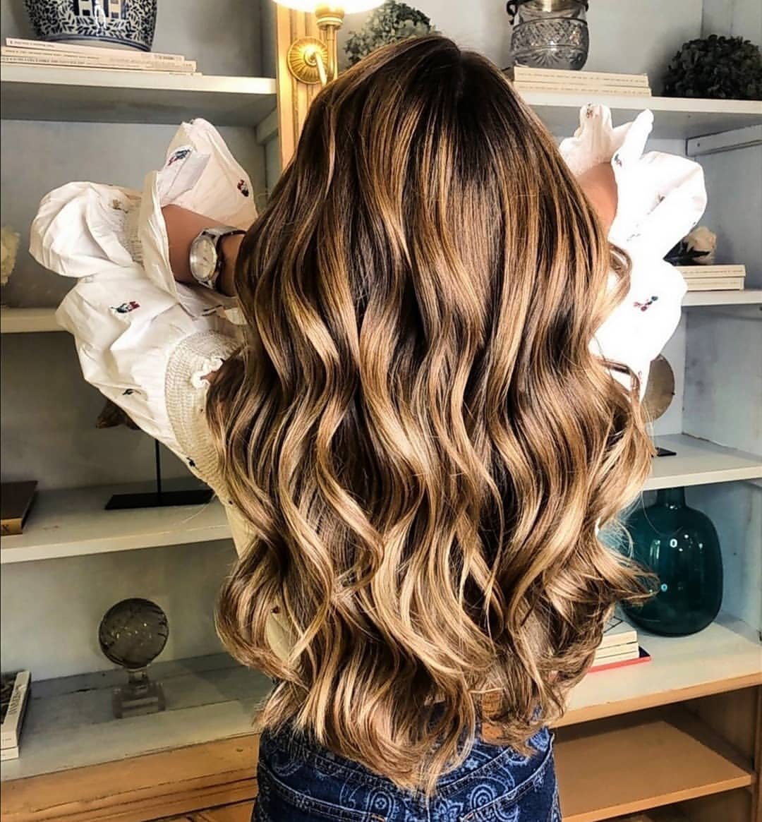 MONCHO_MORENO_'s tweet photo. Un cabello con brillo, flexible y con cuerpo no tiene secretos: requiere cuidados y tratamientos a base de colágeno y nutrientes para el cabello. Y por supuesto una alimentación adecuada.
#SalonMonchoMoreno #MonchoMoreno #MartaVerona #Masterchef6 #cuidadosdelcabello #pelobonito https://t.co/hIqo4GVGyB