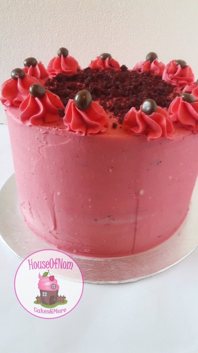 HouseOfNom1's tweet photo. Simple cakes @HouseOfNom1 are extra special. With HouseOfNom every occasion is sweetly unforgettable.
WhatsApp 0716170270
#angiemotshekga 
#Lesufi 
#GirlsTalkZA https://t.co/IofGqgNt58