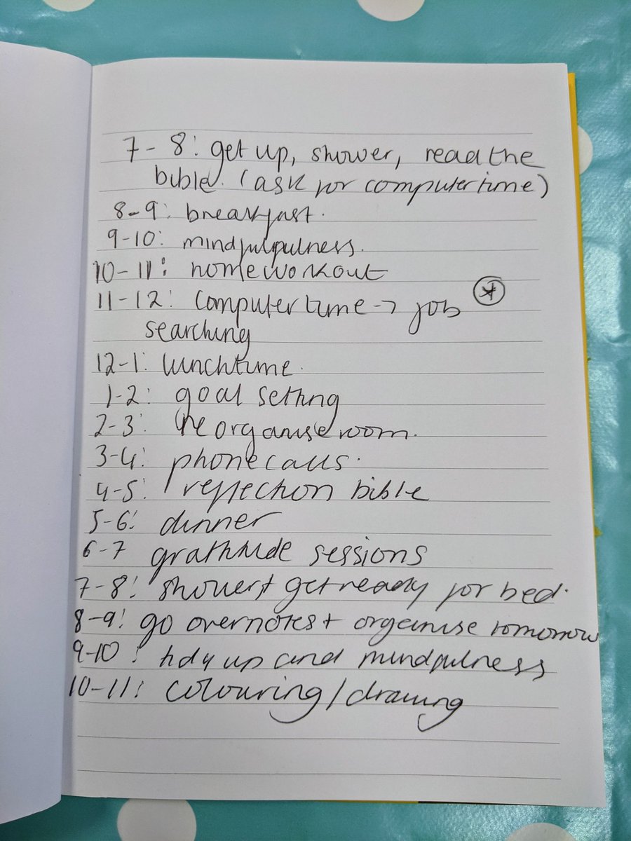 Baking and daily planning with the service leaders on @LGH_AmberPICU made for a very wholesome Sunday ✨ as well as a bunch of other non photographed activities!