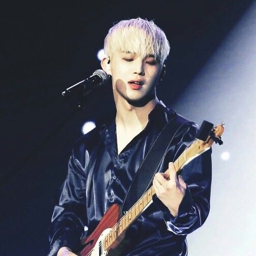 im hyunsik the goonfeared by everyone in & out of the fandom: thick thighs, serious gaze, baritone voice.he may not seem to be there all the time but he’ll swimming all over you with just a breath. beware —