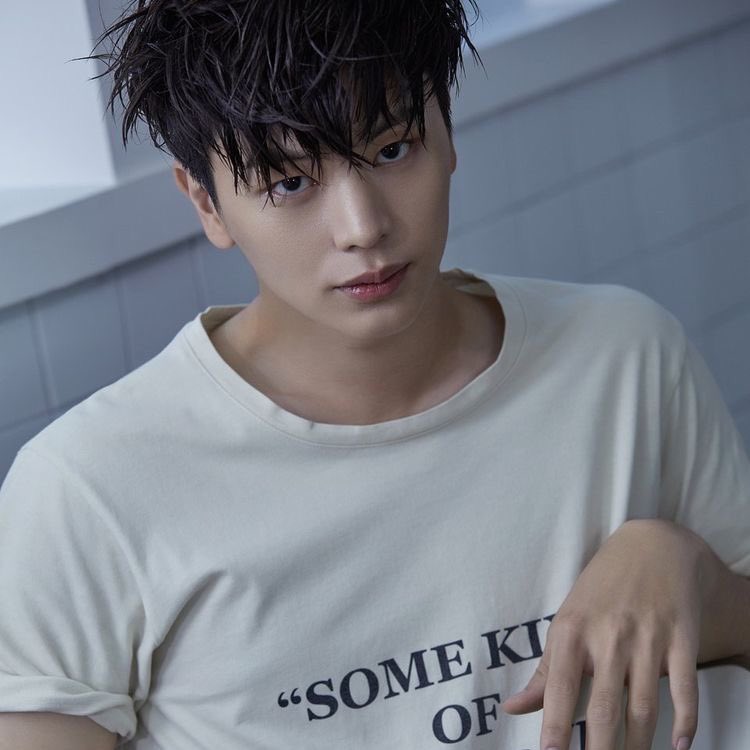 yook sungjae the masterminda threat to your heart. 99% of sungjae stans are more likely to suffer from heart attack.to the fallen heroes: you’ve fought with glory;to the survivors: there’s no way out so strong & healthy, have a nice stay.