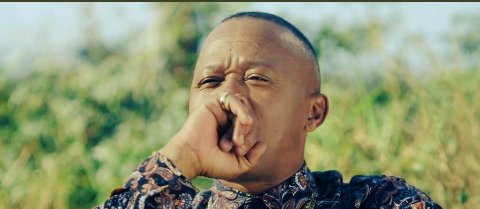 Dexta_Dinho's tweet photo. All this time we thought Satan is underground Kante the guy is busy building churches...
#SatanicChurch https://t.co/98Zj5cOQrh