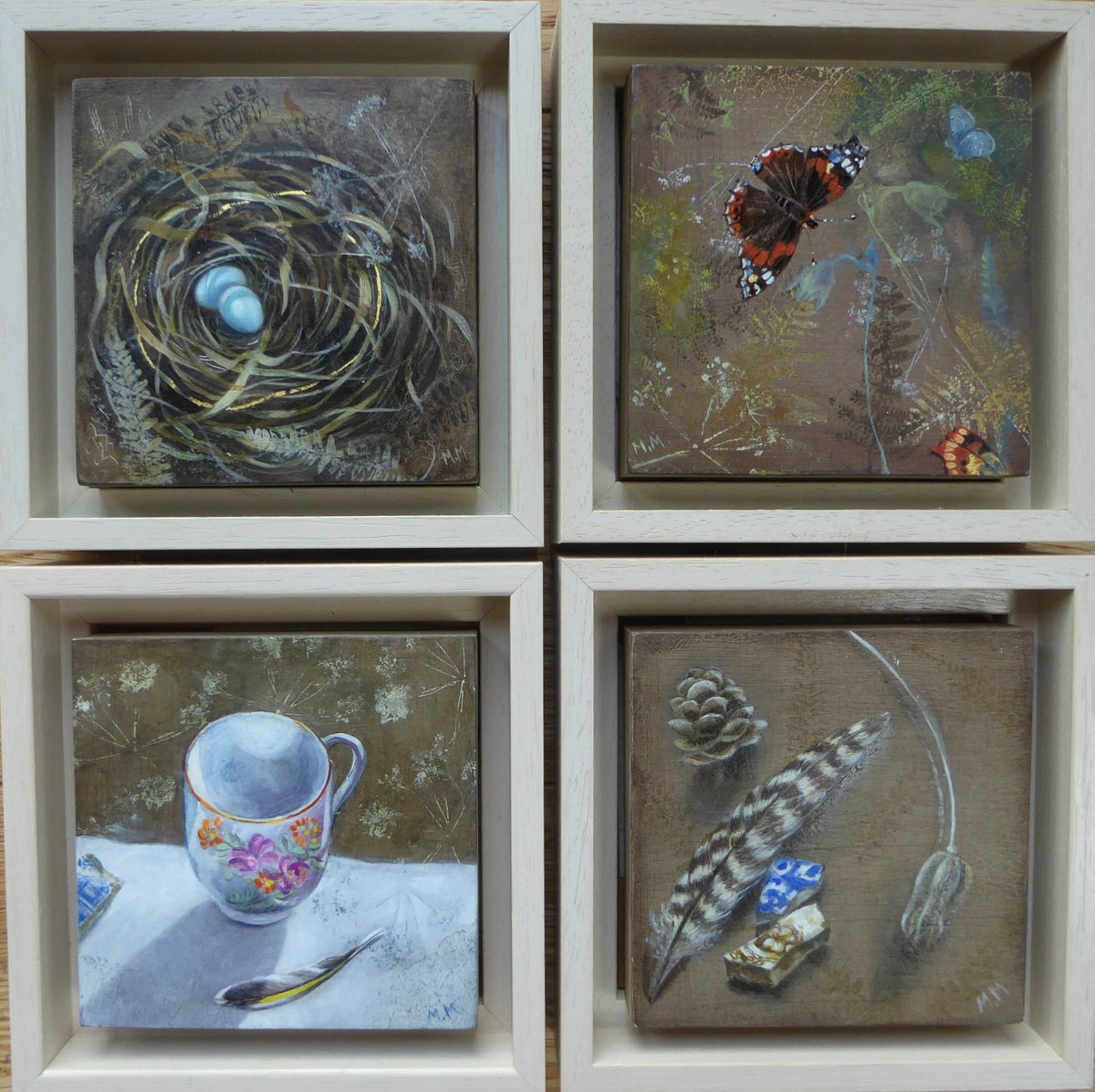 Four individual small framed still life oil paintings on wood panels now listed. Found objects and favourite things..
etsy.com/uk/shop/MoiraM…
#stilllife #oilpaintings #womensart #storytelling #favouritethings  #nature #butterflies #birdsnest