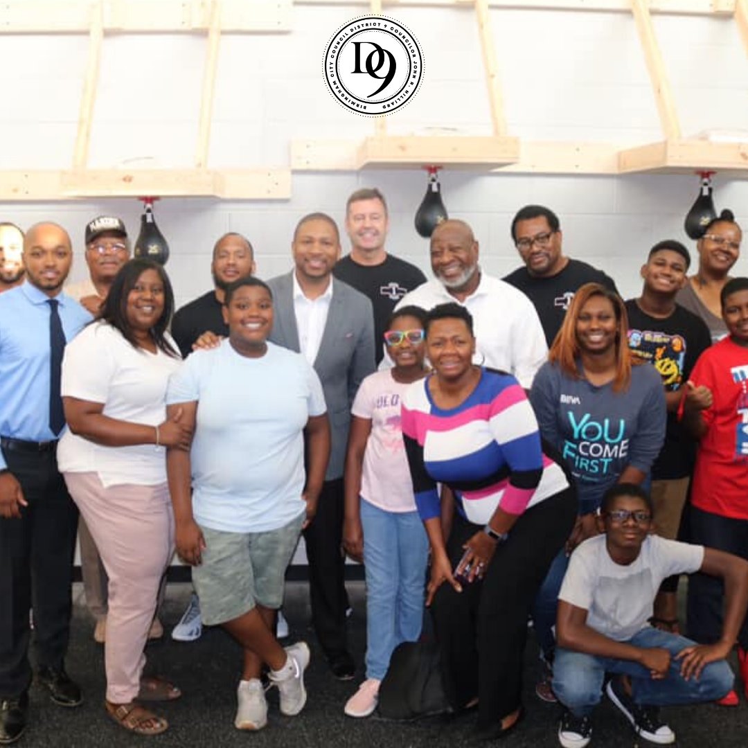 Dist9Birmingham's tweet photo. We encourage children to keep learning. That’s why the Magic City Boxing Club is near to my heart. I founded the program in partnership with the Birmingham Urban League. Let’s do what we can to produce a better-skilled and educated generation. #Birmingham #Leadership #BUL #D9Time https://t.co/WRPWBo0PxX