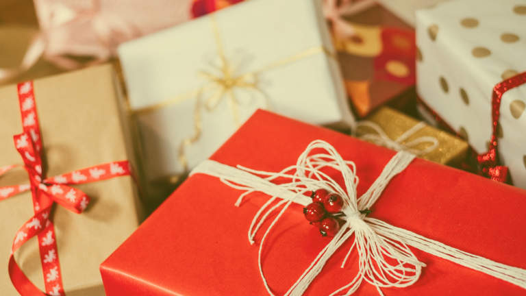 You don't have to wait until Christmas to show your appreciation. Some ideas what to give to tango dancers and Feldenkrais lovers. 

movingexperience.eu/tango-feldenkr…

#giftideas #tangogifts #Feldenkraisgifts #Christmas