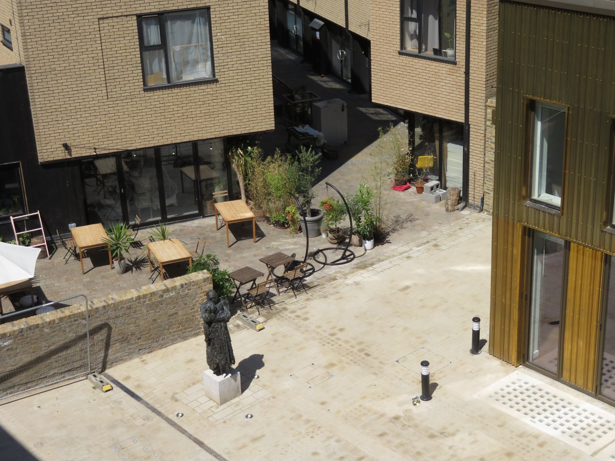 Two thoroughfares opened in Hackney today within minutes of each other: Prodigal Square joined to Dispensary Lane (off the Narrow Way) and <a href="/HackneyChurch/">Ritson Shields</a> rejoined to the gardens. @ProdigalSquare works near the end.