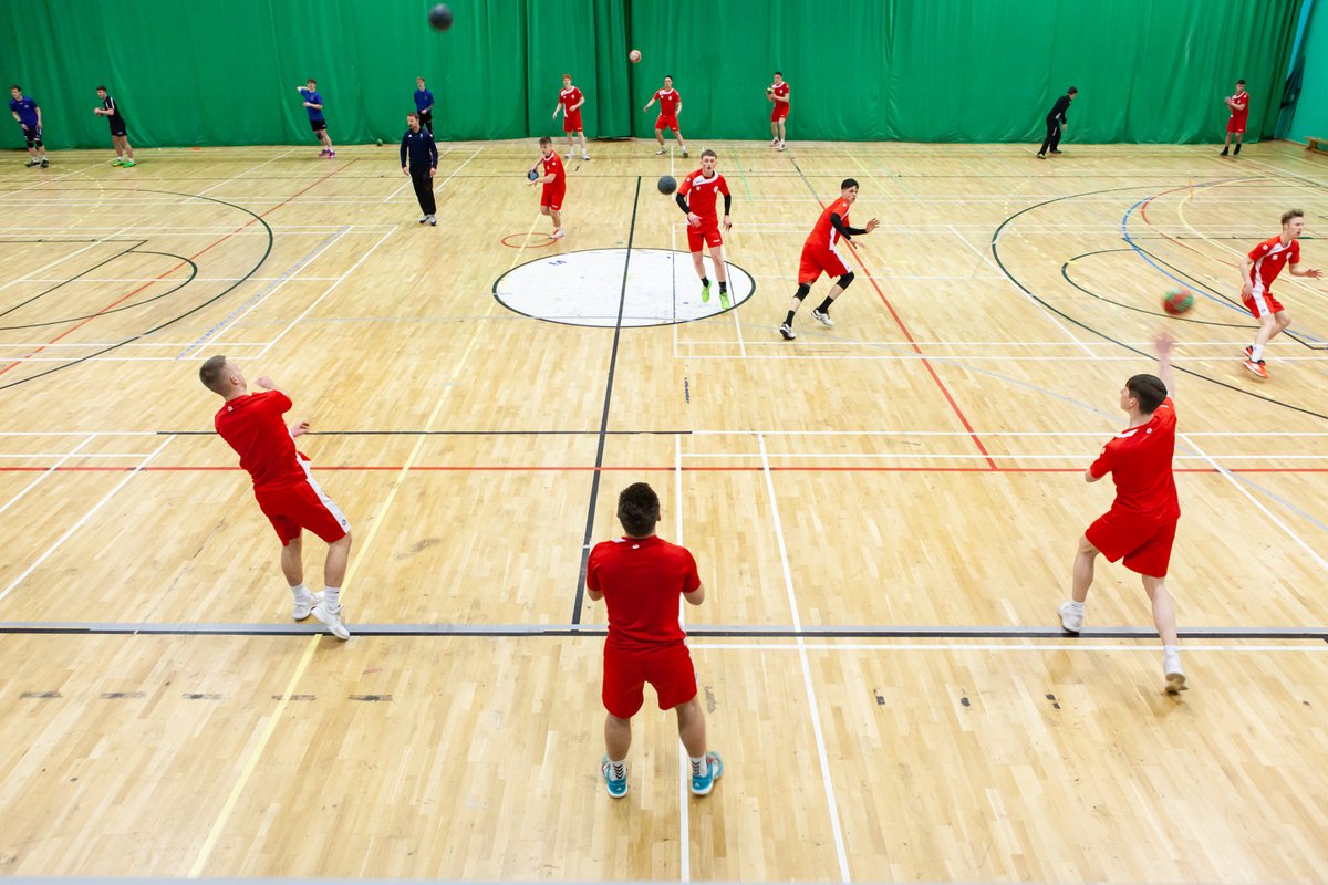 In case you missed it..announcement 📢 We're hiring <a href="/englandhandball/">England Handball</a> is looking to recruit a full-time Elite Performance Coach. More info here bit.ly/2Z3c3kC <a href="/Sport_England/">Sport England</a> @EHF @ihf_info #bepartoftheexcitement 🤾‍♀️🤾‍♂️