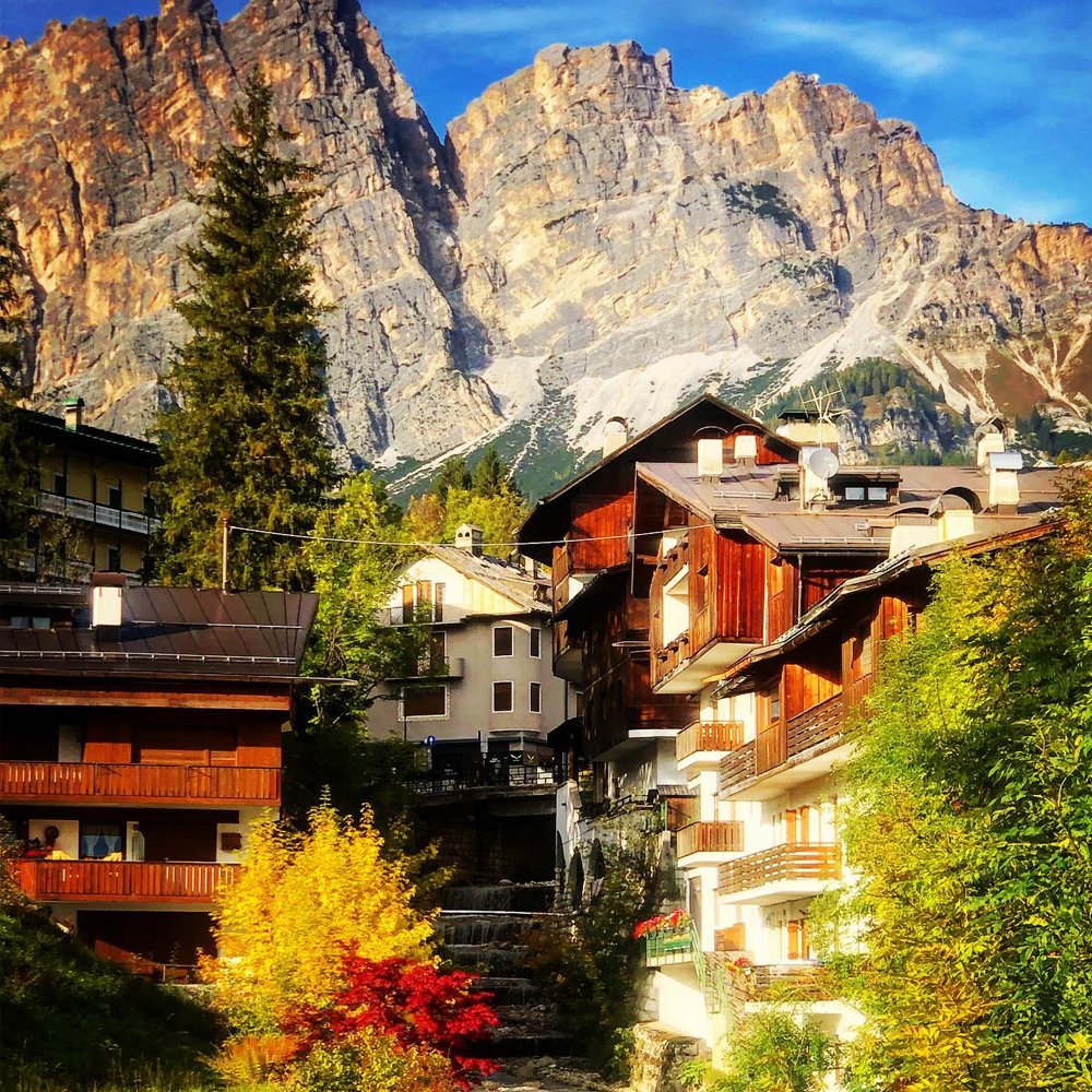 Summer, Winter, Fall... #Italy is absolutely beautiful every season of the year -  wouldn't you agree? 😍
📸: [IG] Loomisshannon