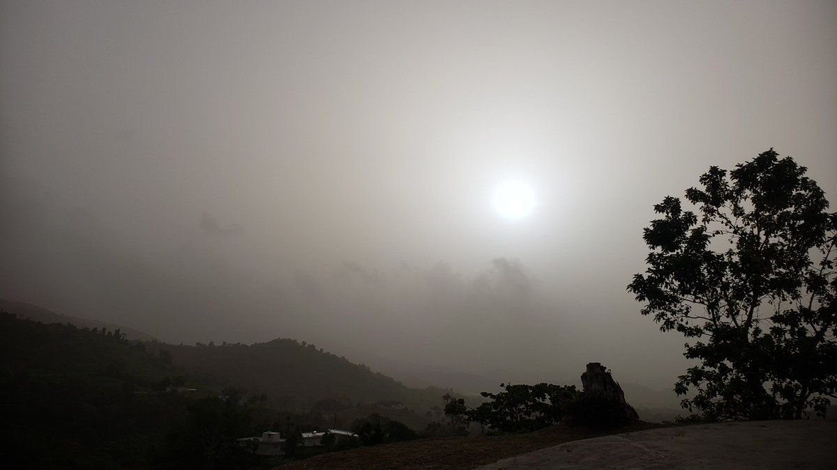 Impresionante!! <a href="/adamonzon/">Ada Monzón</a> desde Naguabo