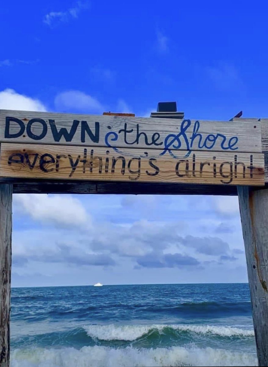 Thank you to Suzanne Devine for providing today’s photo!