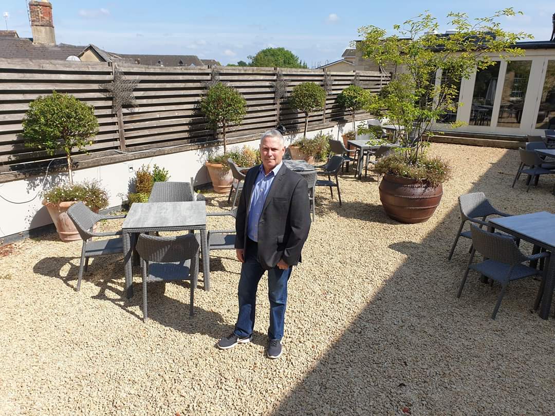 KingsHeadCiren's tweet photo. https://t.co/6hjWHZylB1

“We are more fortunate than some in so far as we have a fantastic range and diversity of spaces throughout the hotel that would lend themselves to social distancing dining and hotel stays. These include our roof terrace and new courtyard." https://t.co/0MfGoXDYFC
