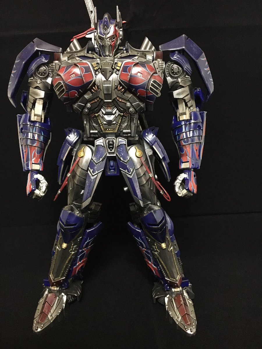 tfkouichi's tweet photo. ユニークトイズのチャレンジャー、随分前に光沢を修正し撮影したもの。
やっぱり塗装すると化けるね。 https://t.co/9AIkQO5fMN