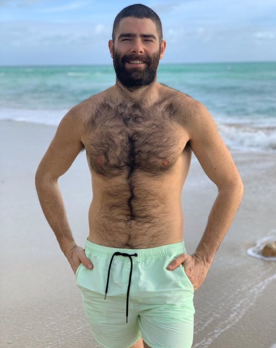 June 23 ?? ?? #ILoveHairyMen #hairsome #hairychest #hairygay #hairyfan #scruff #beardedhomo #beard #hairymen