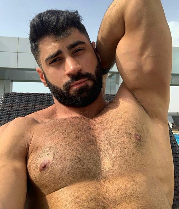 June 23 ?? ?? #ILoveHairyMen #hairsome #hairychest #hairygay #hairyfan #scruff #beardedhomo #beard #hairymen