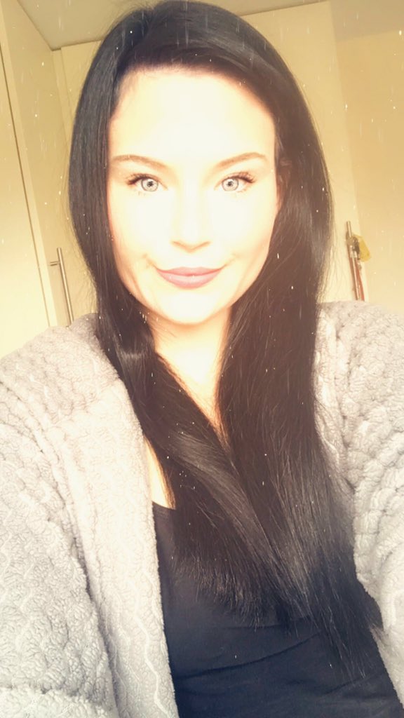 MissSuperior1's tweet photo. I’m saying goodbye to twitter @RT4D4 @FindoomRt @rtdoggyslave @rt_zzlib @rt_feet @rtfindompuppy @RTfinpup @rtfemdom1 @RT_footfetish @RT4feet who wants me to stay?? Who thinks I should go @MaxFindom @Jens_226 https://t.co/hgP9TmUYQp