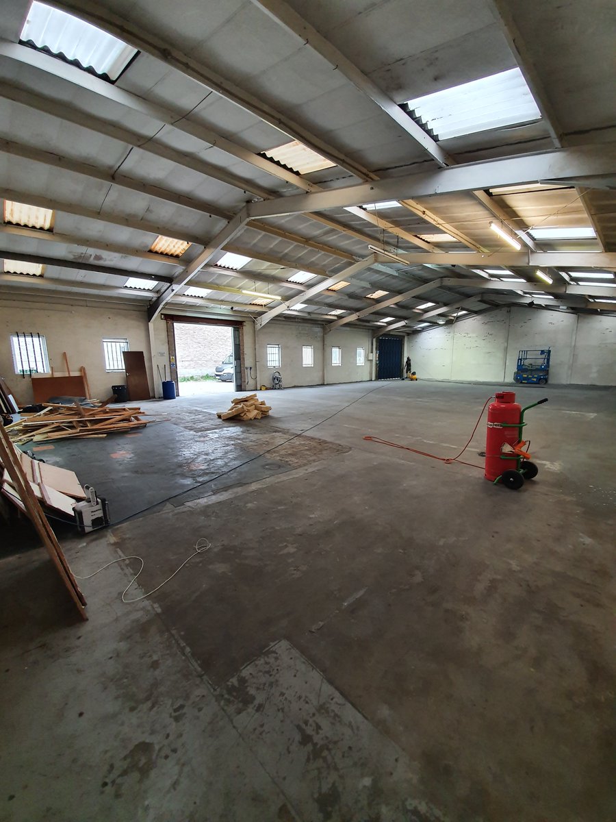 CAWindowSystems's tweet image. *Factory Update* What a difference at our #newhome. The floor is being painted, the electrics are near completion &amp;amp; the machinery relocation is booked for next week. So its all systems go at C&amp;amp;A for the move soon 😲😎😍 #fabrication #aluminium #continuedgrowth #TuesdayMotivation