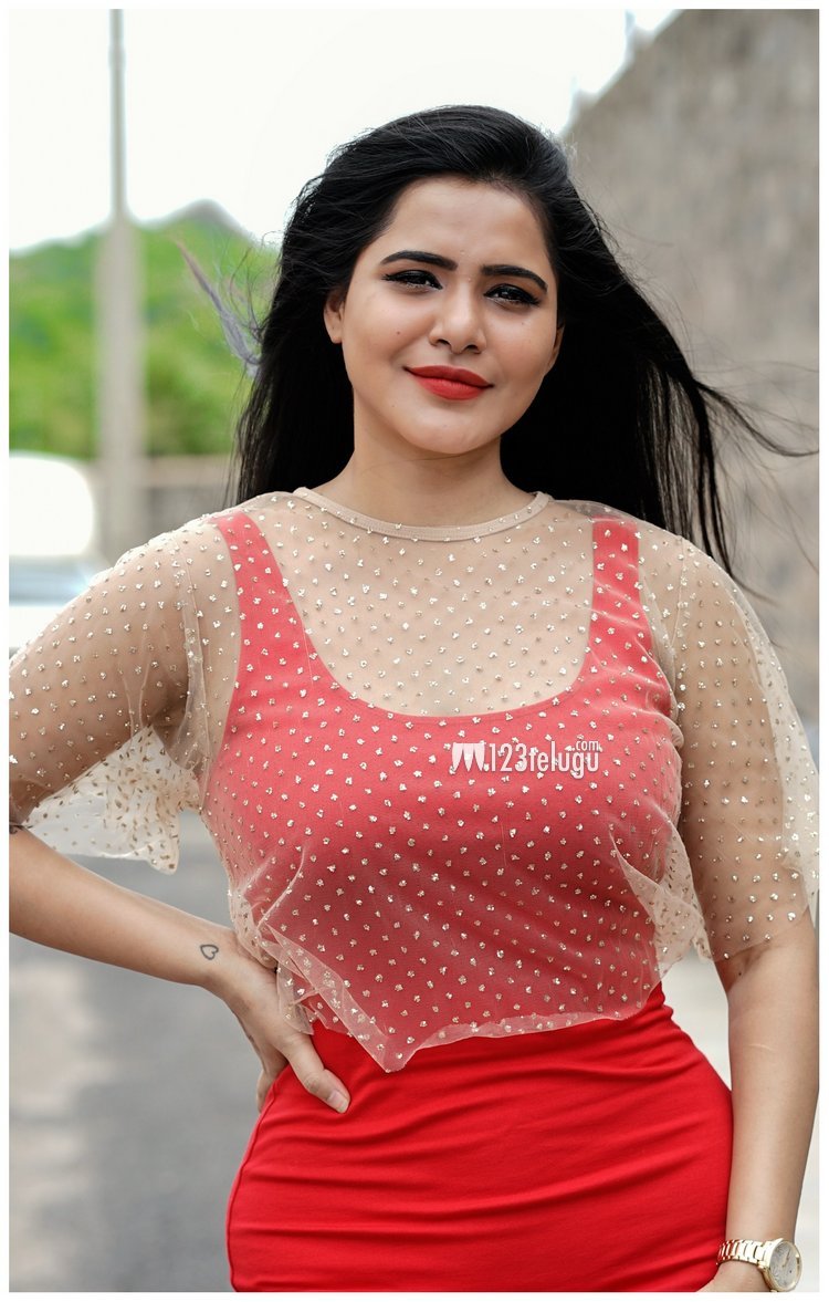 EbMfjPyUcAEwsVR?format=jpg&name=medium