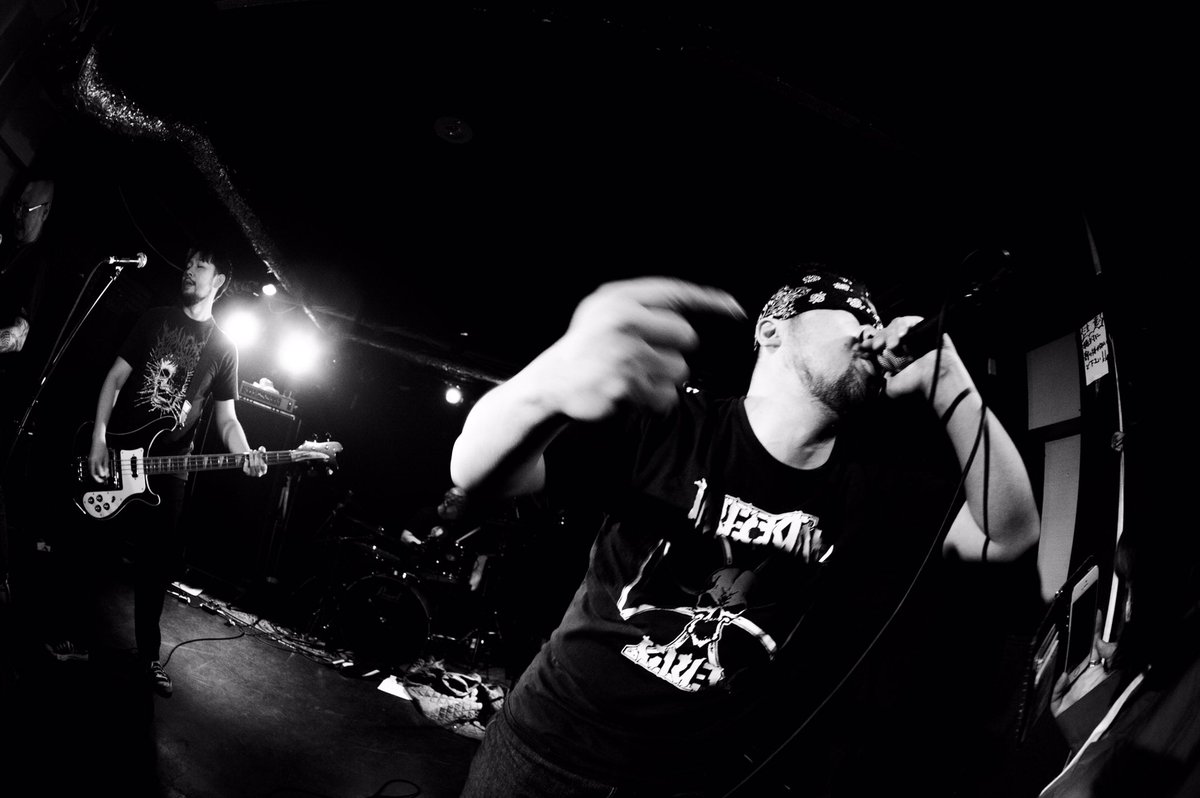 fou_terminal's tweet image. 【自分はメンバーやけど客やったらピット突っ込んでる】
6/24発売、B SIDE APPROACH 2nd ALBUM『I Stand Alone』インタビュー！

終始笑いが絶えない名物ギター梅川劇場と、新譜の話が中心となった前編からお届け！
fou-terminal.com/bsa-interview/

#frontofunion #fou_terminal #bsideapproach #over30kids