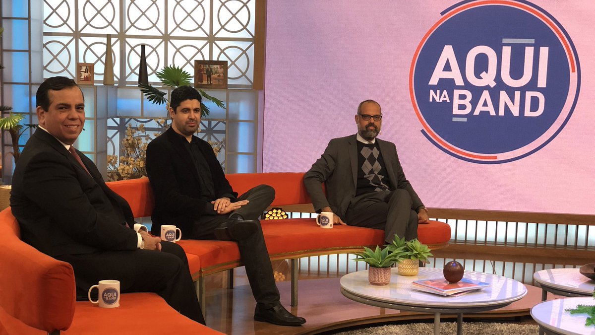 E hoje os nossos convidados explicam a onda conservadora no Brasil e no mundo. Participe com a gente e mande perguntas! 😉

Segue o fio! 👇

#AquiNaBand