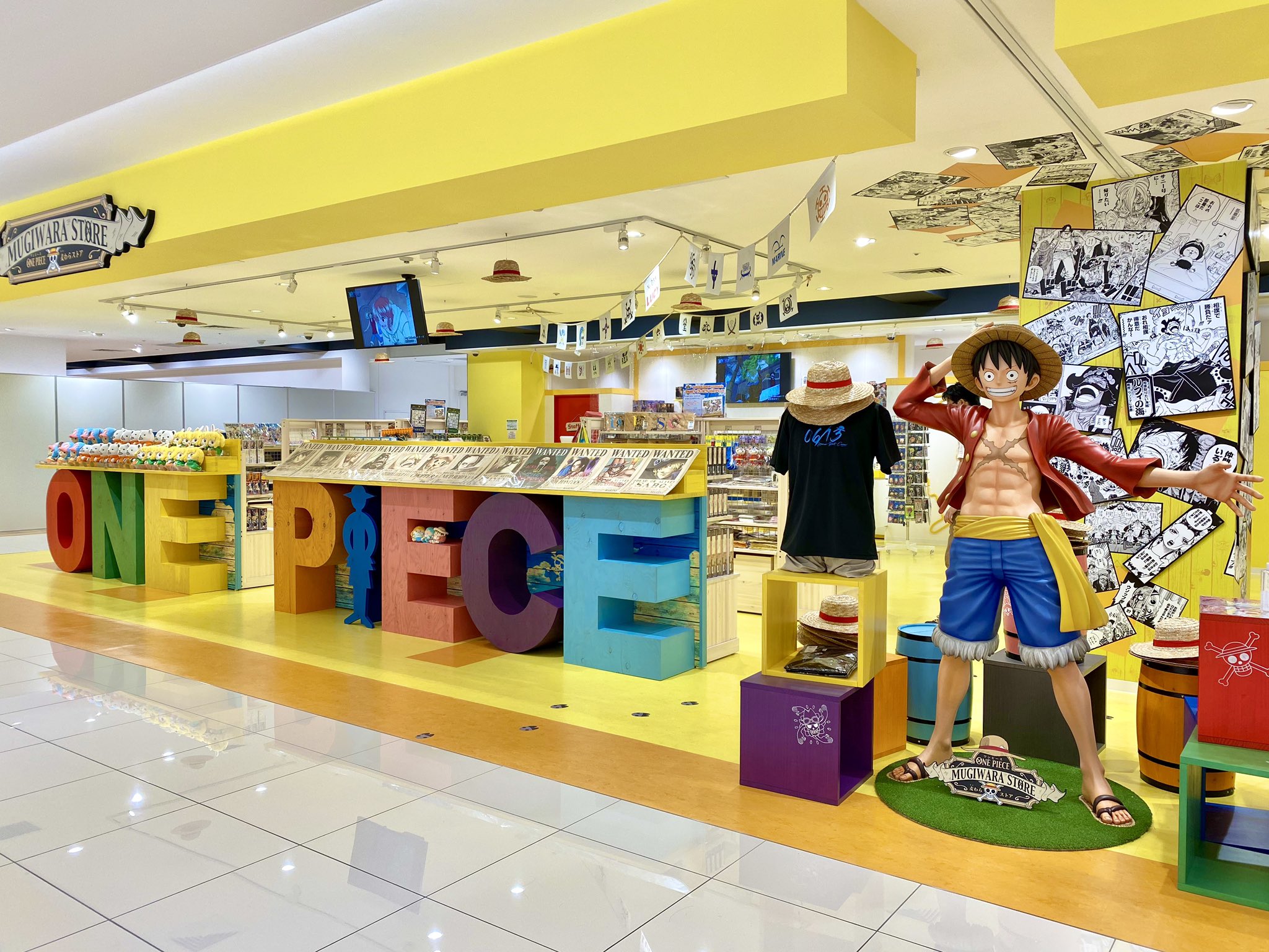 大阪新店速報 大丸梅田店13階のユニクロ跡地には ワンピースの公式グッズ ショップ 麦わらストア がオープンしました 同じ階には ポケモンセンターオオサカ トミカショップなどもあります T Co Jjex1iusao Twitter