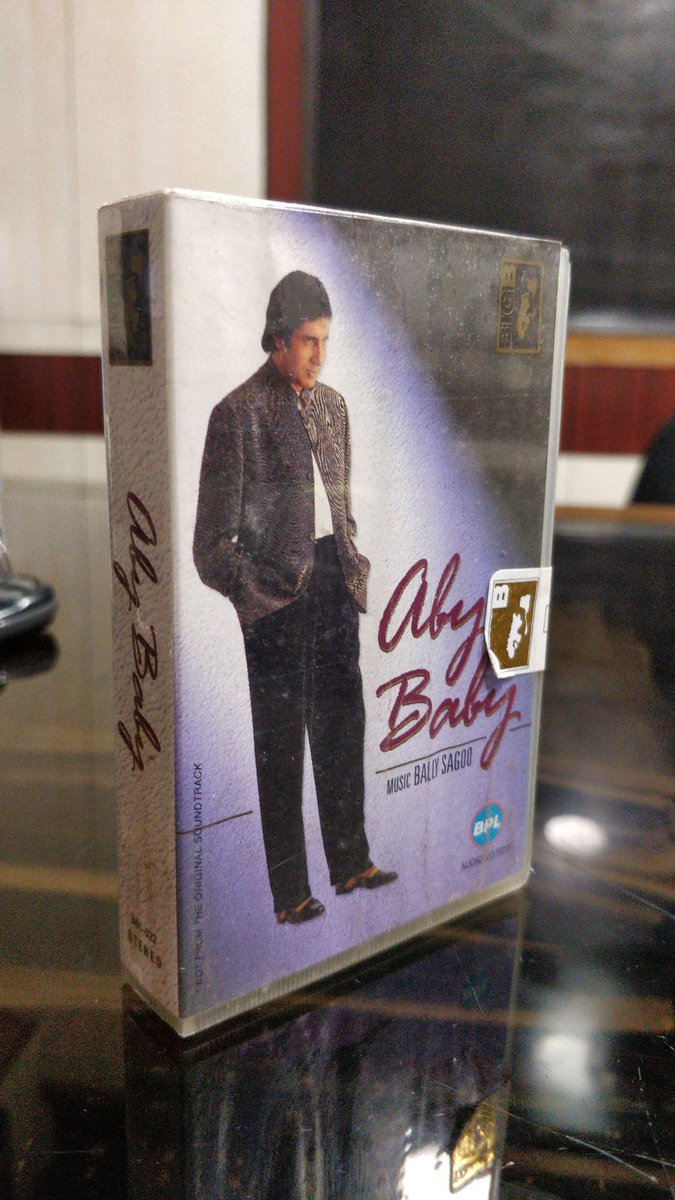 Mohit Tantiya ❄️ tweet media