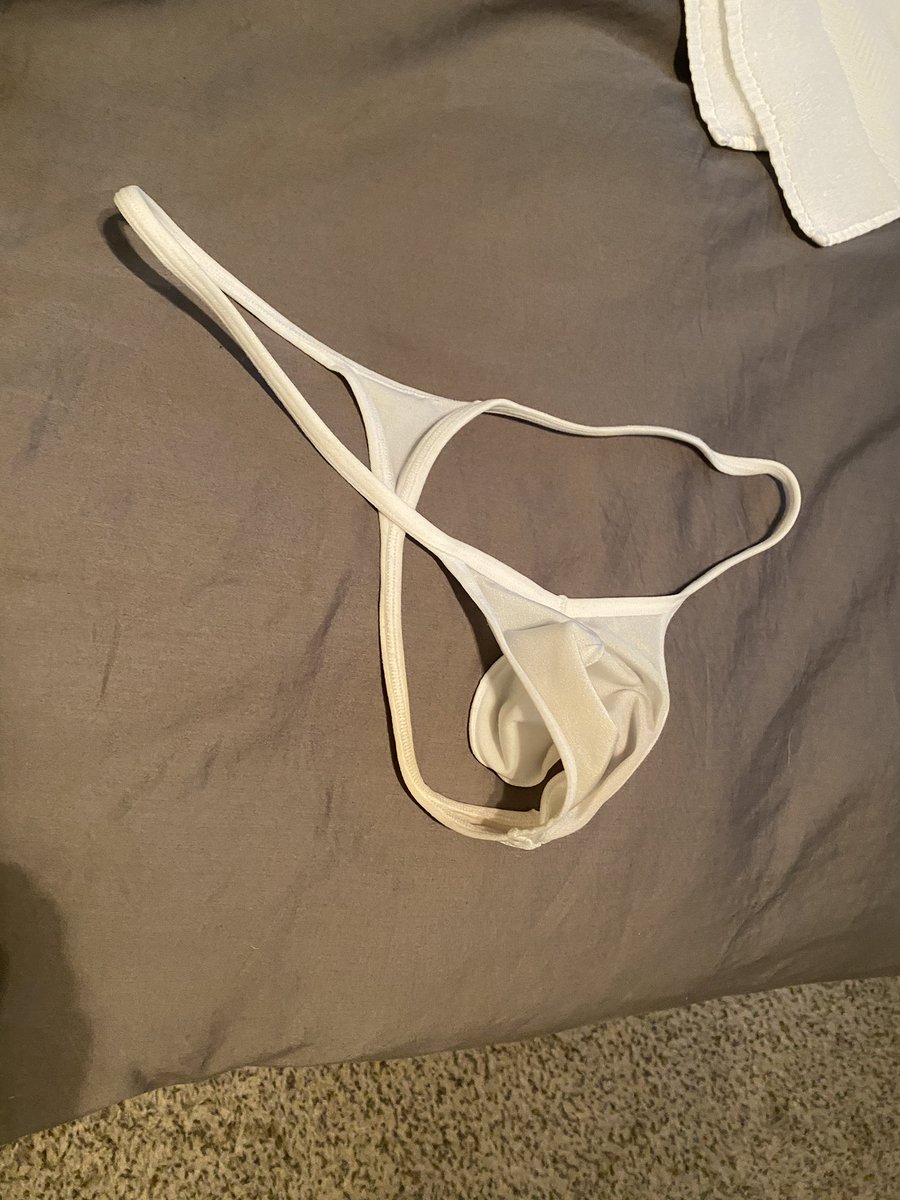 Thongboy79's tweet photo. Keep on keepin on! Day 3. #muskythong #hotguyswearthongs #gaythong #worngaythong #gay #vpl #tightywhities #smellthatdick #buyusedunderwear #cockhead #cockoutline #dickmusk #manmusk #muskforsale #mythongyourface #manthong #sexmusk #dirtythongforsale #bigcocks #ballsweat https://t.co/Zk3Ibz4c8b