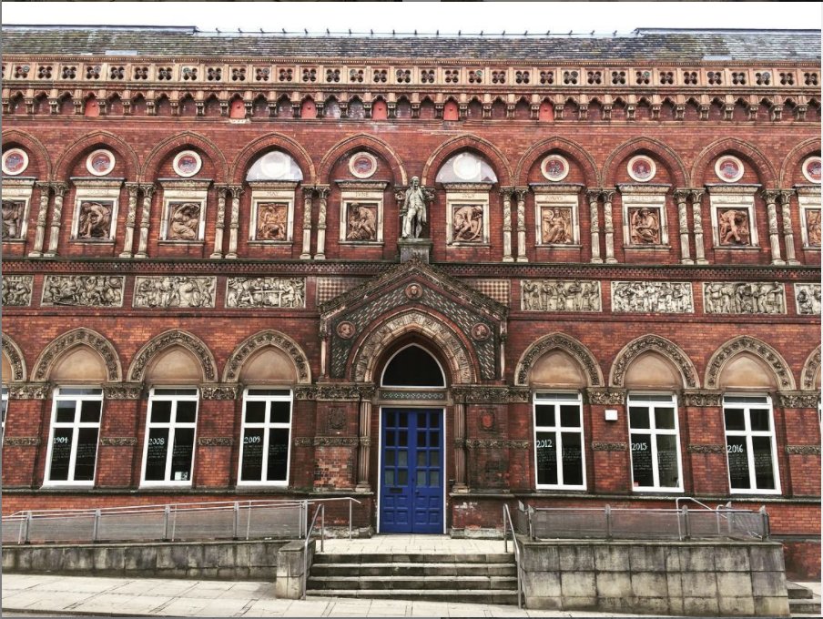 3. The Wedgwood Memorial Institute in Burslem (1863-9), a sumptuous Victorian Venetian concoction of sculpture, red bricks, & terracotta friezes. It is currently empty & needs a new use - and like a lot of the beautiful things in Stoke pulls at my heartstrings.