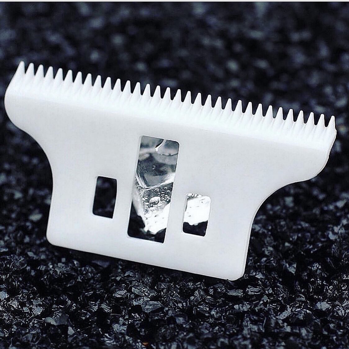 ClipperCustom's tweet image. •Cuchilla de cerámica Wahl Detailer T-Wide 🔪🔪🔪
🔥🔥🔥8,50€🔥🔥🔥
🚚🌍 Envíos a toda Europa
•¡Accesorios y herramientas para barberia! 💈💈💈
•¡Personaliza tus máquinas #Wahl y #Andis y dales un toque diferente!🔝🔝🔝
⤵️¡Haz tu pedido aquí!⤵️
📲hairbeautyfactory.com