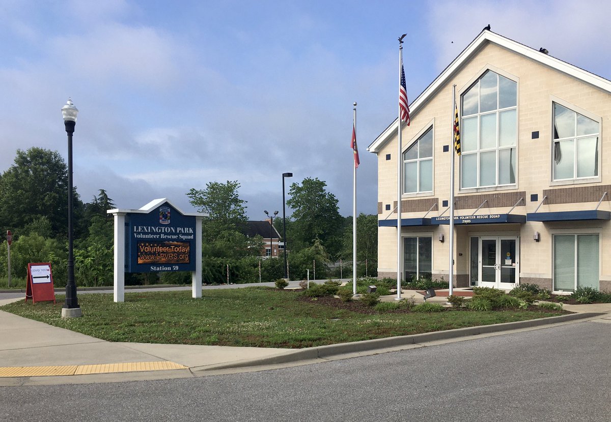 SMCHD_gov's tweet photo. COVID-19 Testing at the Lexington Park Volunteer Rescue Squad opens today at 9 am! No appointment needed, walk-up or drive-thru. Call 301-475-4911 with questions. https://t.co/gLf1VUs9lm @stmemerg @StMarysCoGov https://t.co/xUb8zbdBbY
