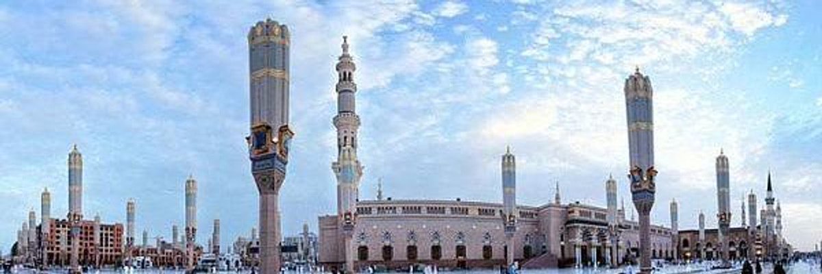 #عاجل 🔴

وزارة الصحة تعلن عن تسجيل 156 حالة جديدة 
لـ فيروس #كورونا في #المدينة_المنورة

اللهم إرفع عنا البلاء وإدفـع الوباء وأنزل رحمتك ولطفك على العباد يارب العالمين

يارب 🤲