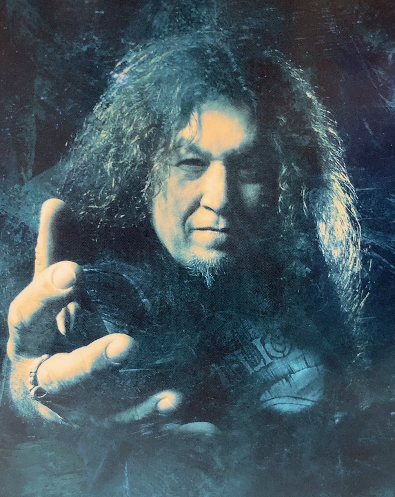    1 TESTAMENT  \"Into The Pit\"


Happy Birthday, Chuck Billy      