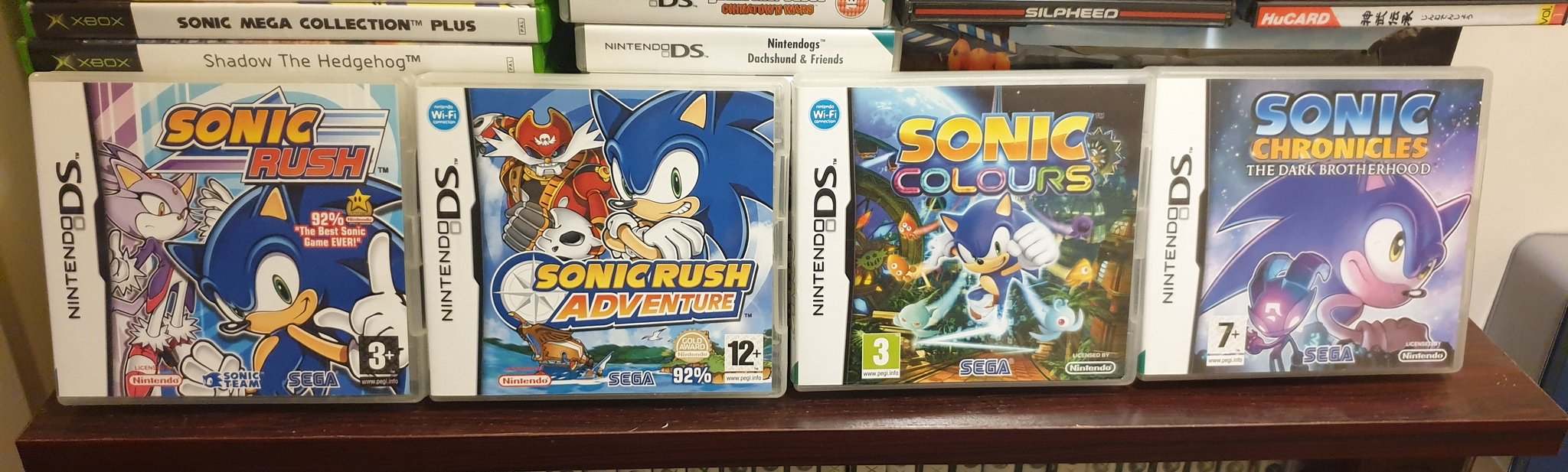 Lot of 4 Sonic Colors Chronicle Rush Adventure Rush Nintendo DS