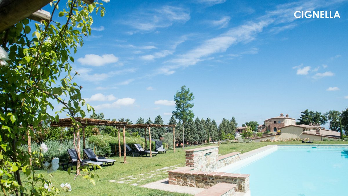 cignellavillas's tweet photo. Enjoy total relaxation with our new poolside lunch service. Select from a range of new experiences and services when you book your stay with us!
https://t.co/Z9oexm6WPX
#cignella #tuscany #italy #villas #holiday #pool #poolsideservice https://t.co/AuUSQJ59l8