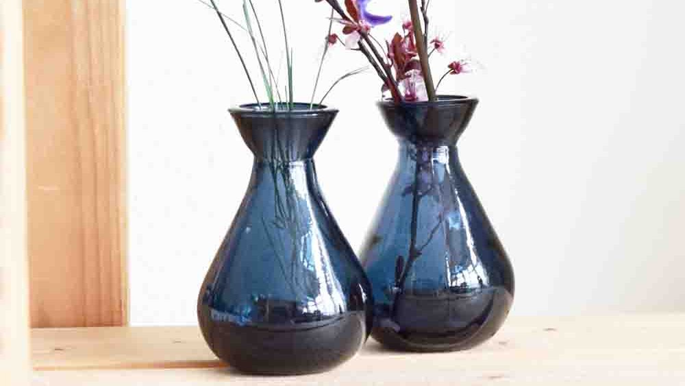 GrehomUK's tweet photo. Feedback of the day: "Great service. Items well packed. As described. 10/10"
Try it @GrehomUK
https://t.co/RkD8PAVKy5
Grehom Recycled Glass Bud Vase - Classic
#SummerVibes #homegarden #colourmepretty #shoponline #recycledglass #perfectpresents #vase #homedecor #CustomerService https://t.co/1Y3mUWqj4U