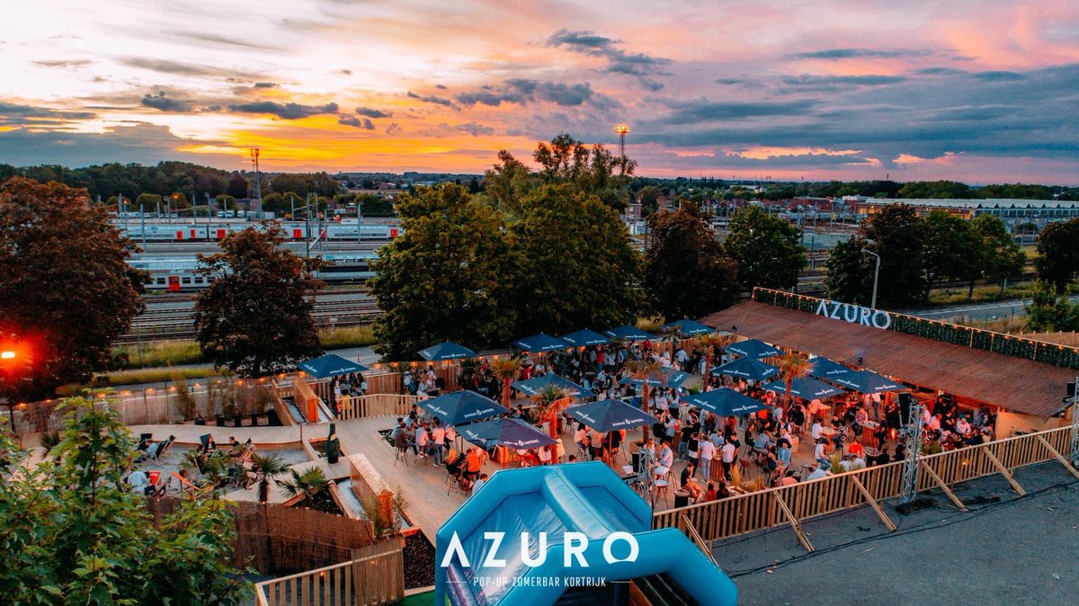 DieterDeClercq's tweet photo. Summer is in town #azuro 🌴💛 https://t.co/Dys42q5avs