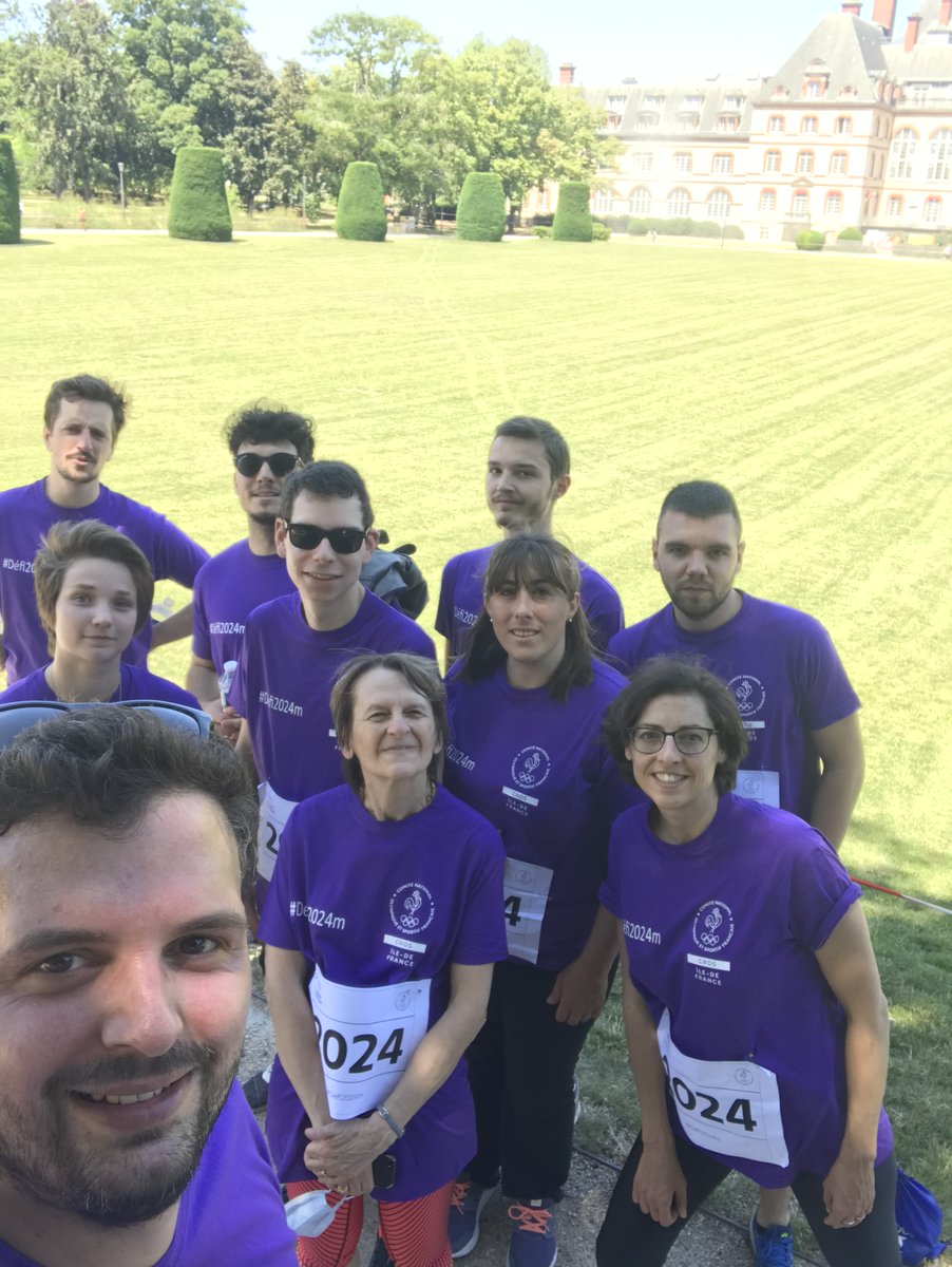 crosif's tweet photo. #JourneeOlympique 
Le CROS Île-de-France a fait étape à la @ciup_fr lors du #Defi2024m en direction du CNOSF 🏃‍♂️🛹🛼🚴‍♂️ https://t.co/r7vBzYvQnT