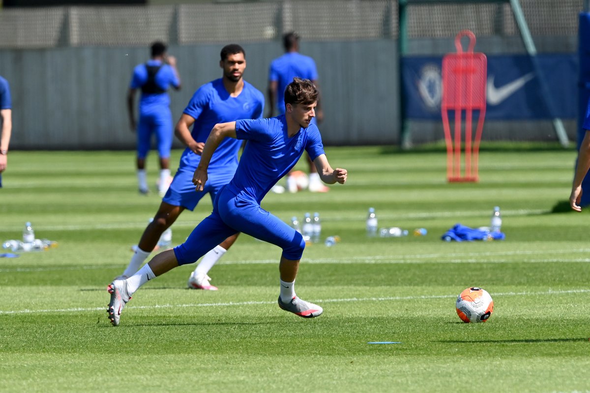 ChelseaFC's tweet photo. Back at it. New focus. 💪 https://t.co/dx2KNFK1hM