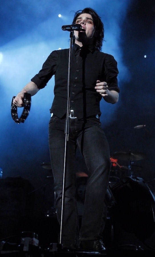 a thread of gerard's black waistcoat from 2007 aka my favorite look