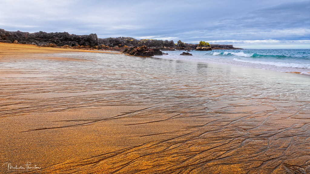 MalcolmPhoto's tweet photo. New photo from Malcolm Thornton Photography: Skarðsvík - Sand Patterns - #photography #nature #travel #wildlife #landscape #nationalgeographic #natgeo #animals #malcolmthorntonphotography #malcolmthornton https://t.co/YrZtopQX6u https://t.co/pyTOcLt4v9