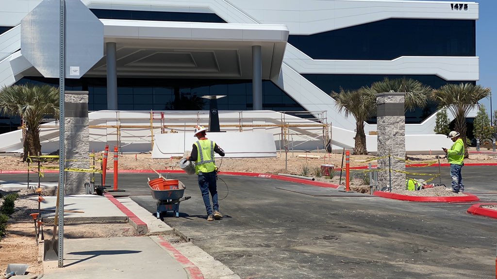 Mick Akers tweet media