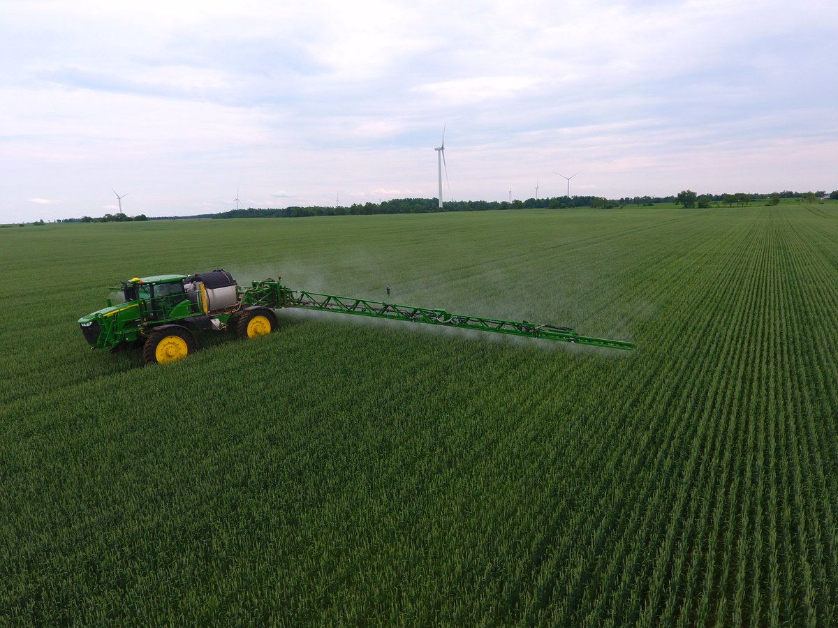 Got to outfit a machine with the new 3D nozzles yesterday to apply some Miravis Ace. Always great to see new chemistry’s and technologies at work. <a href="/syngentacanada/">Syngenta Canada</a> bringing some #simplypowerful innovation.