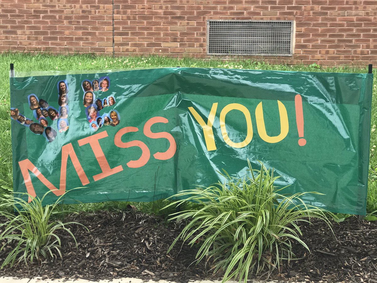 CCPS_CSSRoos's tweet photo. We miss our students and hope they stay healthy!  See you soon. #cssgrows #growingourgarden #togetheritspossible @CCPSk12 https://t.co/EViDUESJW6