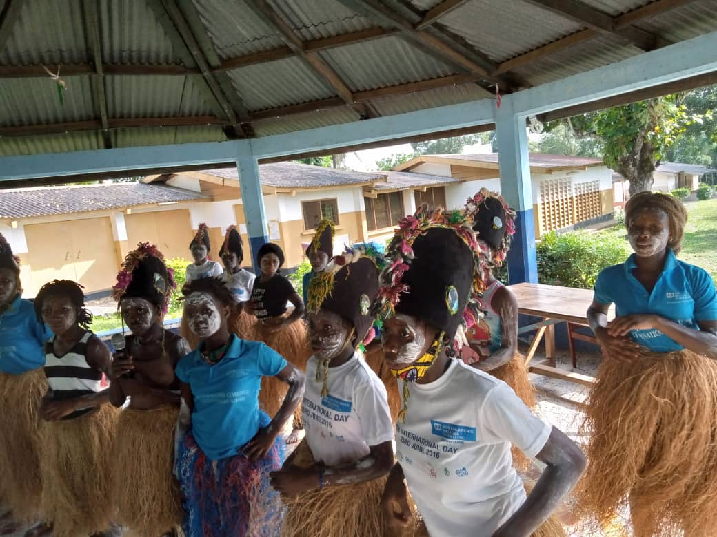 SosLeone's tweet photo. @SosLeone commemorates the birthday of Hermann Gmeiner(23 June),founder of SOS Childrenโs Villages. Cultural performances climaxed the celebration at the Bo, Makeni and Freetown villages
#HappySOSday
#ALovingHomeForEveryChild
#HermannGmeinerDay https://t.co/qIpXKwKN2B