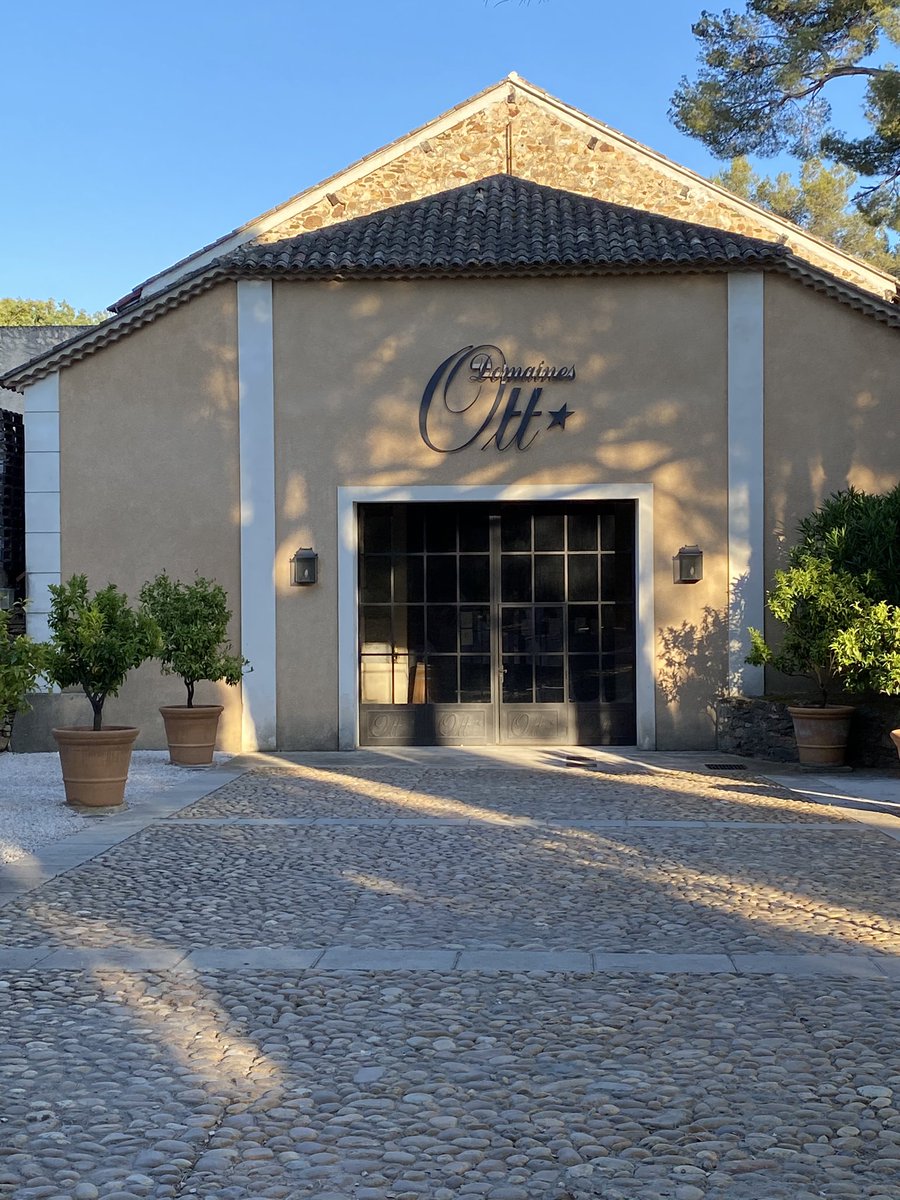 LouisRoederer_'s tweet photo. Can’t stop thinking... so lucky to work part time in one of the most amazing place on earth! #TeamOtt #InPursuitofTaste -JBL https://t.co/3kbI7UgeH5