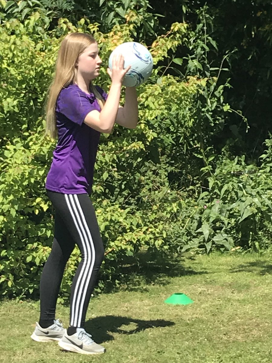 LisaBlithe's tweet image. Great netball session this morning with ⁦@EnglandNetball⁩ #NSSWTogether Thank you 👍