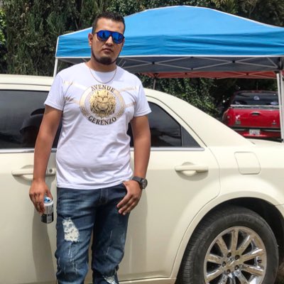 DanielDanielvl's tweet photo. #NuevaFotoDePerfil https://t.co/rRuOTtTJi4