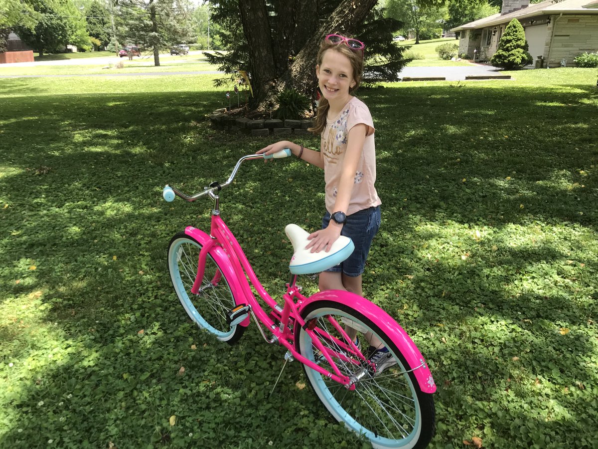 Thequeenoffree's tweet photo. She saved her money. She did her research. She found a coupon, used a rewards card, &amp; navigated through a cash back site. She’s always had a hand me down until now. Proud bike owner, #PaidCash. Now she’s happily pedaling around the drive. Way to go, kid! https://t.co/hnp8ByQgqC