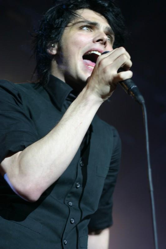 a thread of gerard's black waistcoat from 2007 aka my favorite look